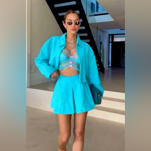 Zara Set - Sky Blue Crop Textured Bomber & Mini Skirt - Picture 5 of 17